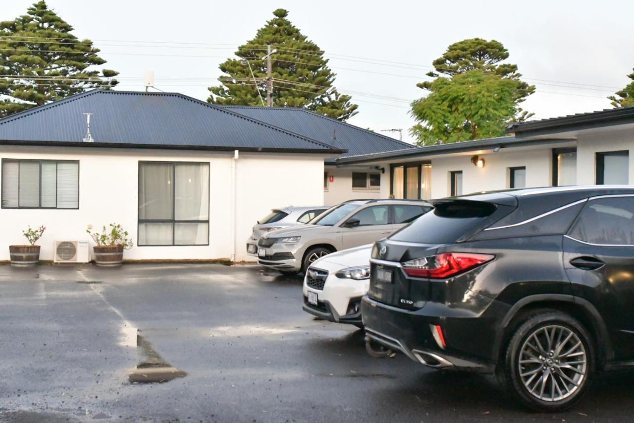 A1 And Motel